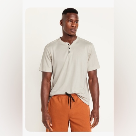 Old Navy Other - Old Navy Men CloudMotion Pique Henley in WishBone NWT slight markings dad vibes